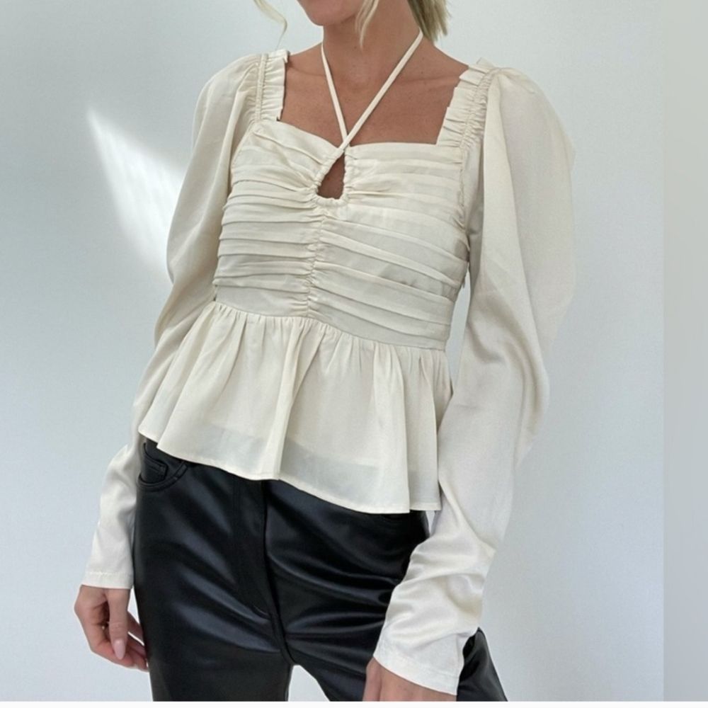 Six/Fifty Ruby Blouse Top Puff Long Sleeves Smocked Back Ruffle Hem Size Small